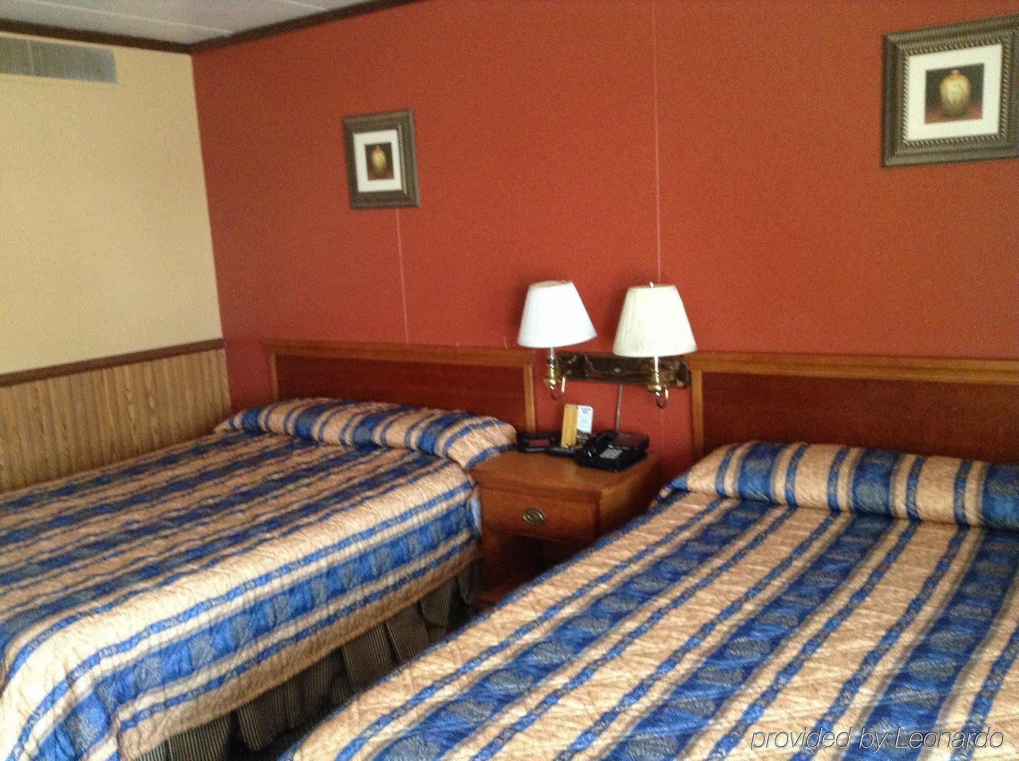 Village Inn Motel - Berrien Springs Exterior foto